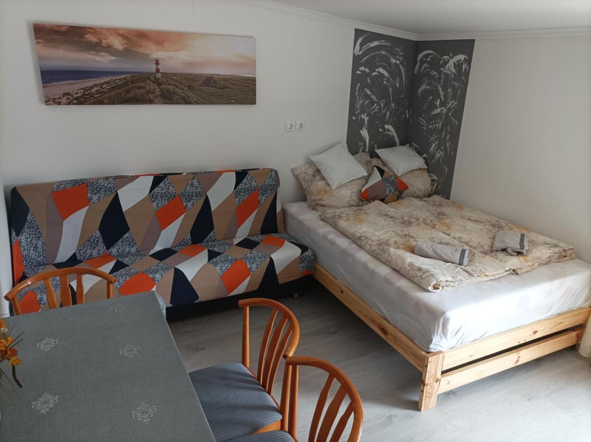 Csilla Apartman Balogunyom Exterior photo
